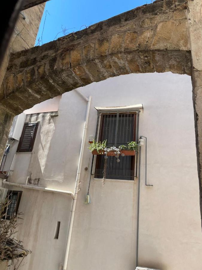 A Casa Di Elena Apartment Palermo Ngoại thất bức ảnh