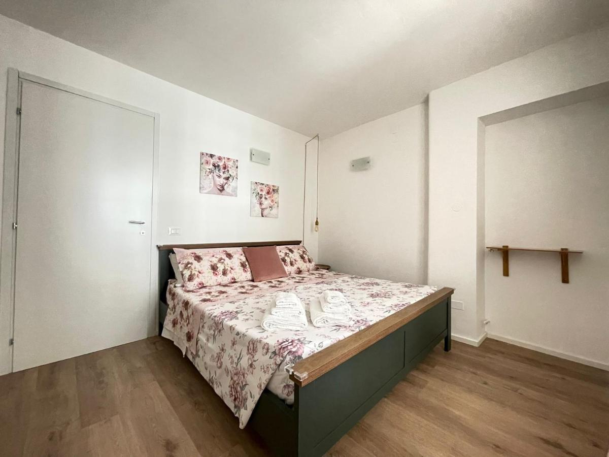 A Casa Di Elena Apartment Palermo Ngoại thất bức ảnh